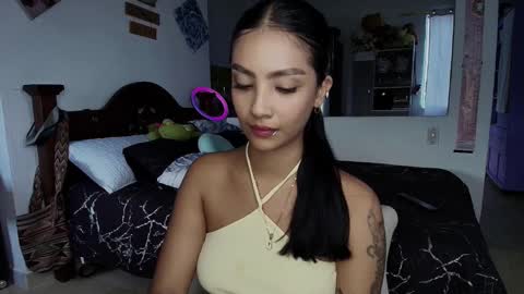 Snapshot of stefanny_pllus chatting on September 2025 09:08:02 PM Im MiaIts my first day here online show from September 2025 09:08:02 PM