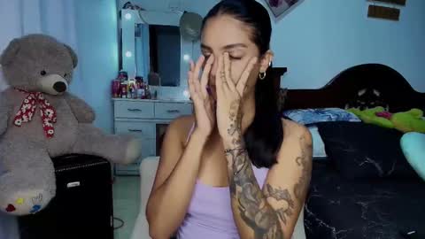 Snapshot of stefanny_pllus chatting on October 2025 12:30:01 AM Im MiaIts my first day here online show from October 2025 12:30:01 AM