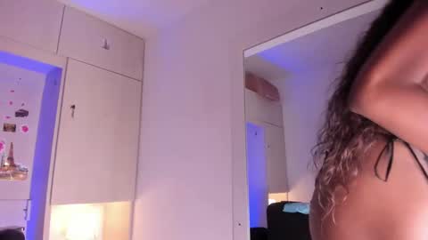 Snapshot of stefannyevans_ chatting on November 2025 12:17:01 PM stefannyevans_ online show from November 2025 12:17:01 PM