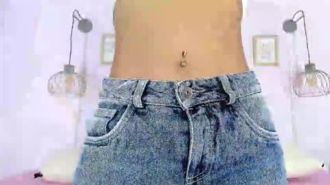 Snapshot of stefany520 chatting on October 2025 10:08:01 PM Stefany online show from October 2025 10:08:01 PM