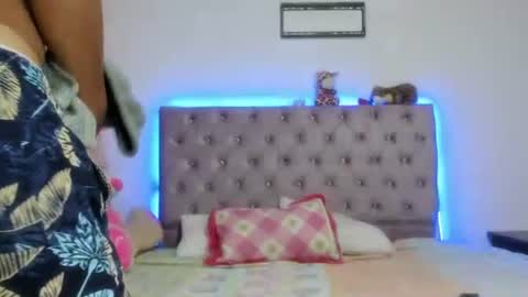 Snapshot of stefany_andruw chatting on October 2025 02:07:01 PM stefany_andruw online show from October 2025 02:07:01 PM