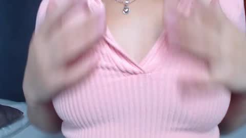 Stefanny lopez online show from March 2025 12:01:02 PM