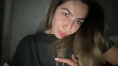 stefy_glow online show from November 2025 11:25:02 PM