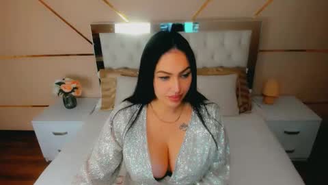 Stella Nelson online show from October 2025 07:05:02 AM