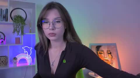 stella_noir online show from September 2025 08:53:01 PM