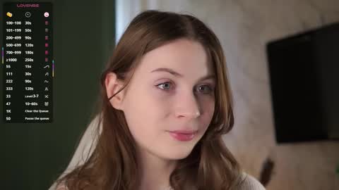 Stella online show from October 2025 09:06:02 AM