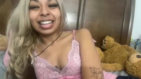 Snapshot of stellaangel chatting on October 2025 12:23:01 AM stellaangel online show from October 2025 12:23:01 AM