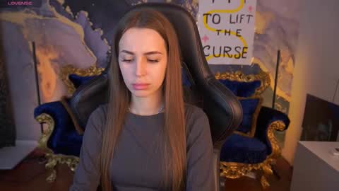 stellahoneywell online show from November 2025 01:35:02 PM