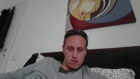 Snapshot of sten015 chatting on February 2025 02:02:01 PM sten015 online show from February 2025 02:02:01 PM
