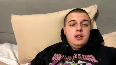 Honestly Im a slut I have a high sex drive and I love talking to people off this platform  online show from January 2025 11:16:01 PM