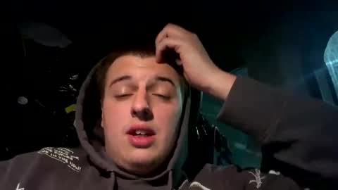 Honestly Im a slut I have a high sex drive and I love talking to people off this platform  online show from February 2025 02:38:01 AM
