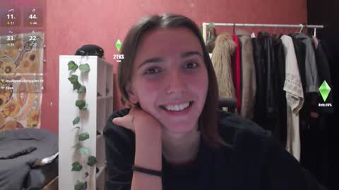 Snapshot of steph_fossst chatting on September 2025 03:32:02 AM Stephanie 3 online show from September 2025 03:32:02 AM