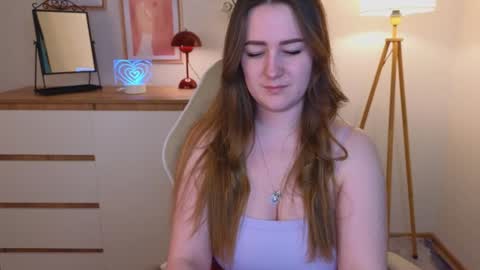 Emma online show from December 2024 12:52:01 AM