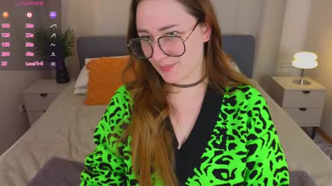 Emma online show from December 2024 09:58:02 PM