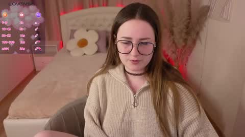 Emma online show from December 2024 10:07:02 PM