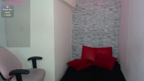 stephany_rodriguez_ online show from September 2025 12:29:01 PM