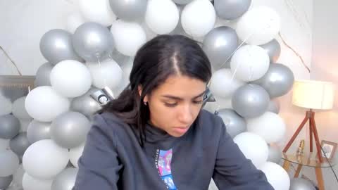 Snapshot of stephanysc chatting on October 2025 11:48:02 PM Stefanny online show from October 2025 11:48:02 PM