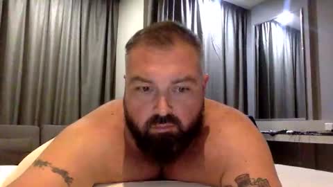 steve__1980 online show from September 2025 03:06:01 PM