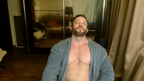 Snapshot of stevebulkzor chatting on October 2025 11:05:02 PM Steve Oakenshield son of John son of Vasyl online show from October 2025 11:05:02 PM