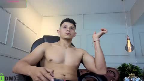 STIVEN online show from September 2025 07:38:01 PM