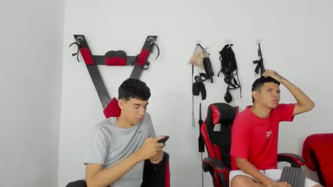 Snapshot of steven19_latinboy chatting on December 2025 12:09:01 PM Steven online show from December 2025 12:09:01 PM