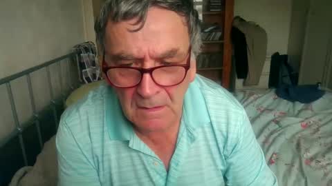 Snapshot of stevencharles54 chatting on November 2025 10:48:02 AM slave for computer control online show from November 2025 10:48:02 AM