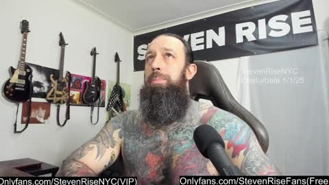 Snapshot of stevenrisenyc chatting on January 2025 04:29:01 PM StevenRiseNYC online show from January 2025 04:29:01 PM