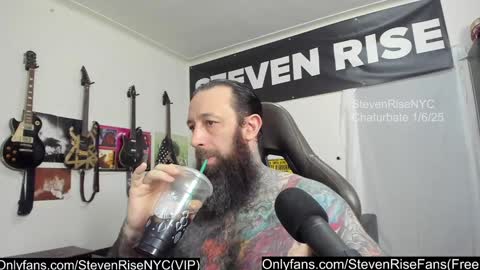 Snapshot of stevenrisenyc chatting on January 2025 05:59:02 PM StevenRiseNYC online show from January 2025 05:59:02 PM
