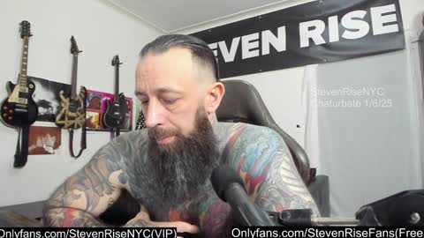 Snapshot of stevenrisenyc chatting on January 2025 01:53:01 AM StevenRiseNYC online show from January 2025 01:53:01 AM