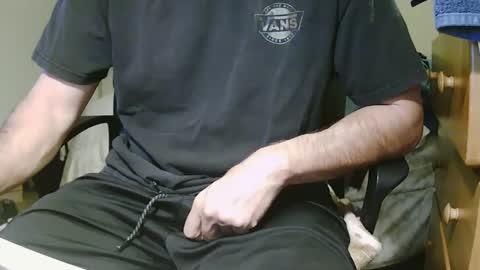 Chillguy online show from October 2025 04:01:02 AM