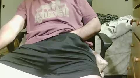 Chillguy online show from November 2025 06:33:02 AM