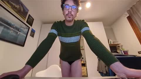 Snapshot of sti270452 chatting on December 2024 04:17:01 PM Jenk online show from December 2024 04:17:01 PM