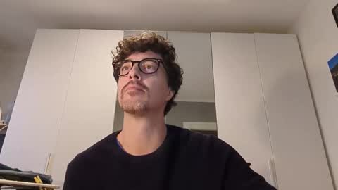 Snapshot of sti270452 chatting on October 2025 02:41:02 PM Jenk online show from October 2025 02:41:02 PM