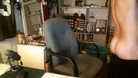 Snapshot of stickey4areason chatting on December 2024 03:49:02 AM stickey online show from December 2024 03:49:02 AM