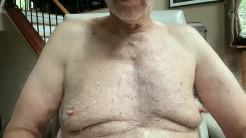 Snapshot of stillbad2 chatting on October 2025 05:02:02 PM Stillbad2 online show from October 2025 05:02:02 PM