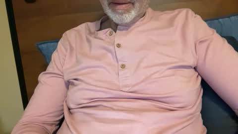 Snapshot of stillbad2 chatting on December 2025 07:53:02 PM Stillbad2 online show from December 2025 07:53:02 PM