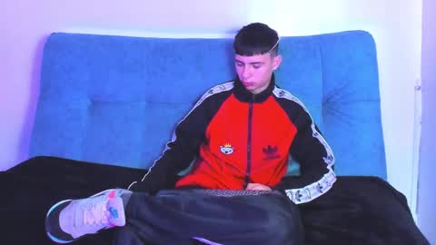 Stivarfox21 online show from February 2025 08:06:02 AM