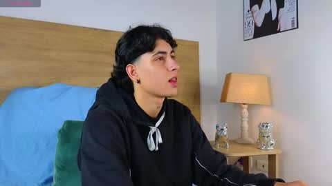 Snapshot of stivenbenet1 chatting on October 2025 02:51:02 PM stivenbenet1 online show from October 2025 02:51:02 PM