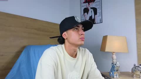 Snapshot of stivenbenet1 chatting on October 2025 08:53:02 PM stivenbenet1 online show from October 2025 08:53:02 PM