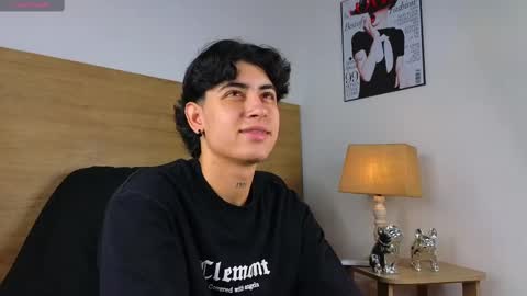 Snapshot of stivenbenet1 chatting on October 2025 03:02:01 PM stivenbenet1 online show from October 2025 03:02:01 PM