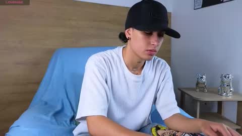 Snapshot of stivenbenet1 chatting on October 2025 12:56:01 PM stivenbenet1 online show from October 2025 12:56:01 PM