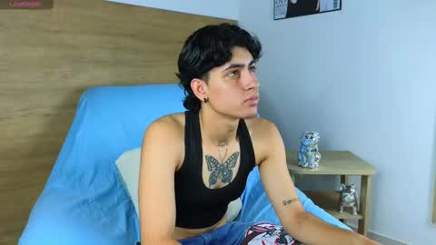 Snapshot of stivenbenet1 chatting on October 2025 01:12:02 PM stivenbenet1 online show from October 2025 01:12:02 PM