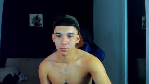 Snapshot of stivens_jr chatting on November 2025 09:25:02 PM stivens_jr online show from November 2025 09:25:02 PM