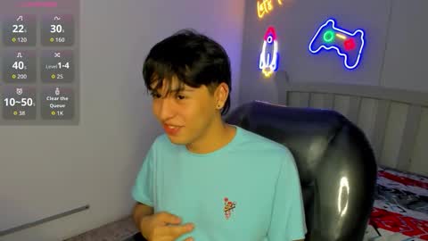 Stiwen online show from October 2025 01:54:02 PM