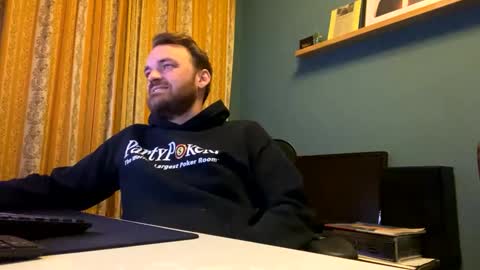 Snapshot of stonednboner chatting on December 2024 04:15:01 PM Stonerboner online show from December 2024 04:15:01 PM