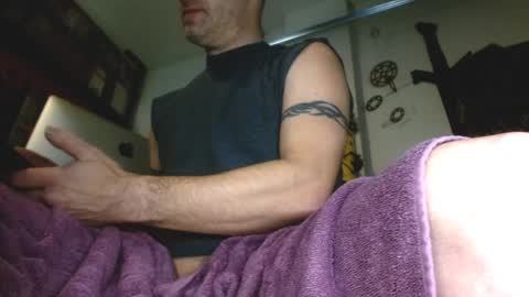 Str8 online show from January 2025 01:00:01 AM