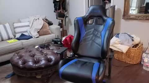 str8whiteboy21 online show from September 2025 08:32:02 PM