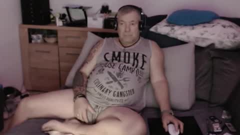 Snapshot of stranger1966 chatting on September 2025 08:41:02 PM Stranger online show from September 2025 08:41:02 PM