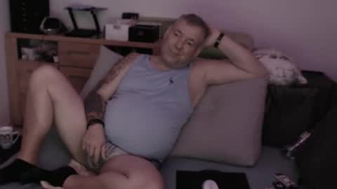 Snapshot of stranger1966 chatting on November 2025 09:59:02 PM Stranger online show from November 2025 09:59:02 PM