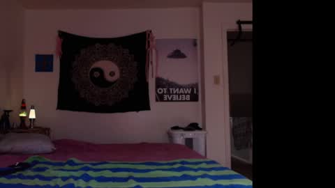 Snapshot of strawberrylotsacake chatting on October 2025 02:51:01 PM Strawberrylotsacake online show from October 2025 02:51:01 PM